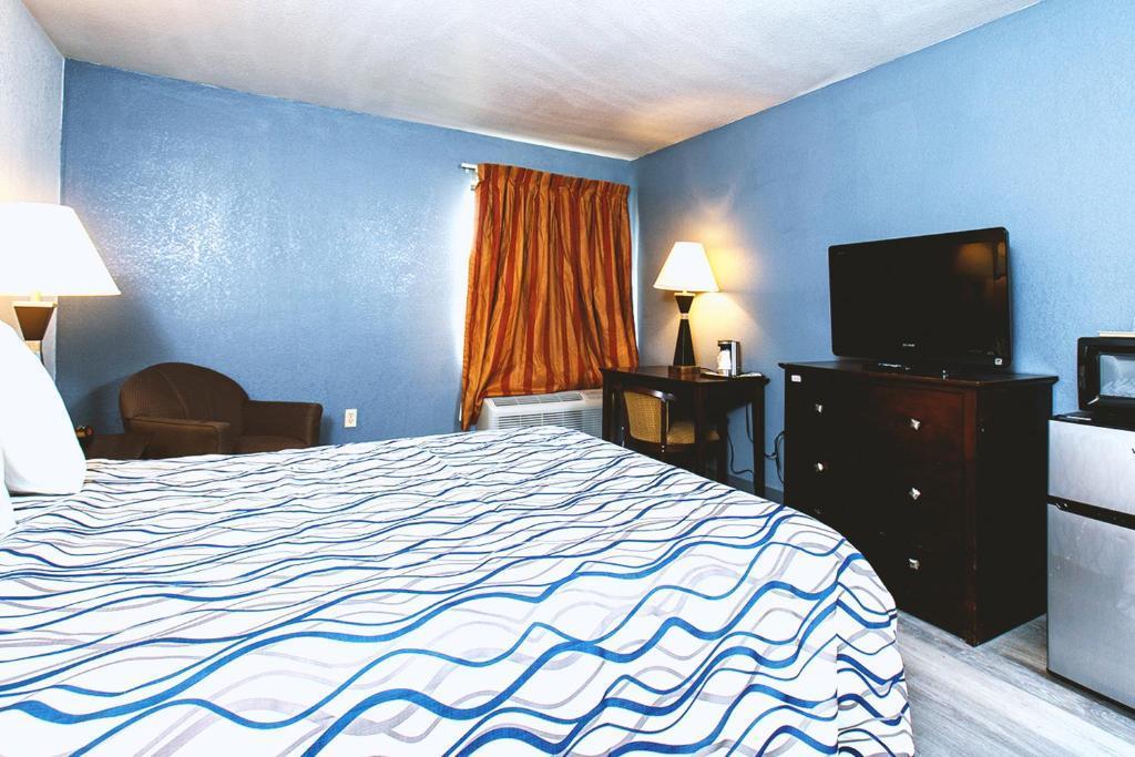 Best Western Wichita North Park City Bagian luar foto