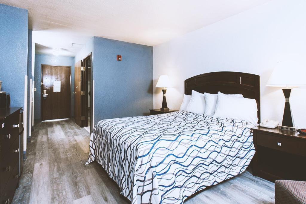 Best Western Wichita North Park City Bagian luar foto