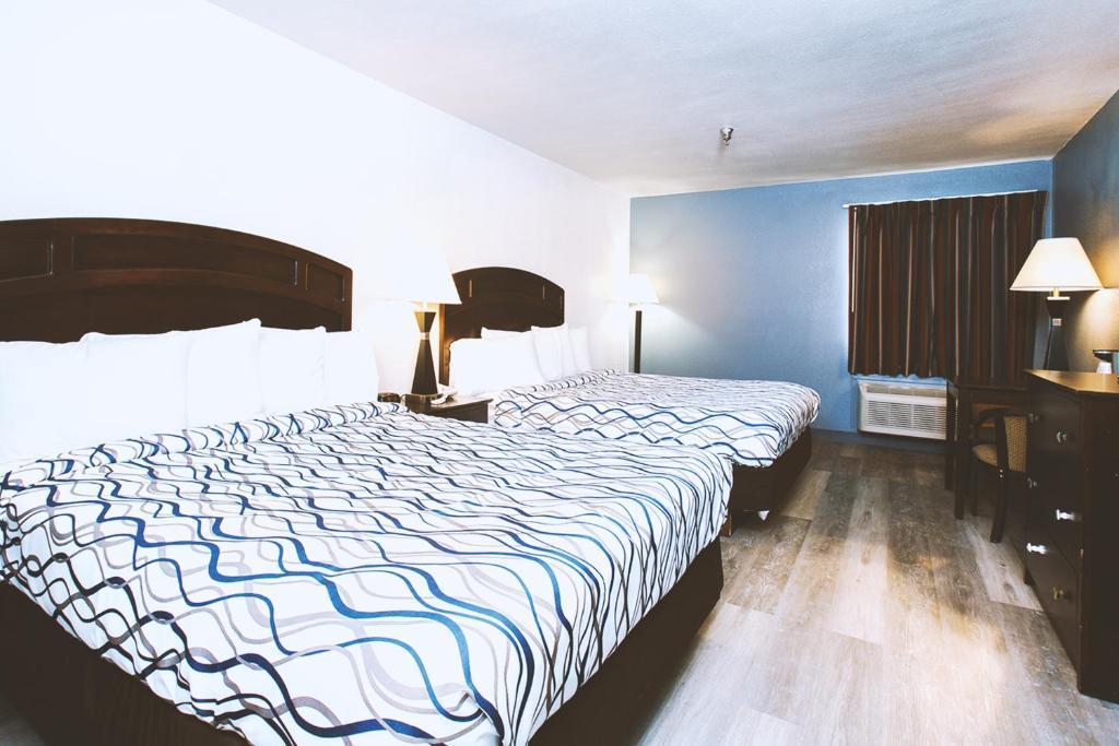 Best Western Wichita North Park City Bagian luar foto