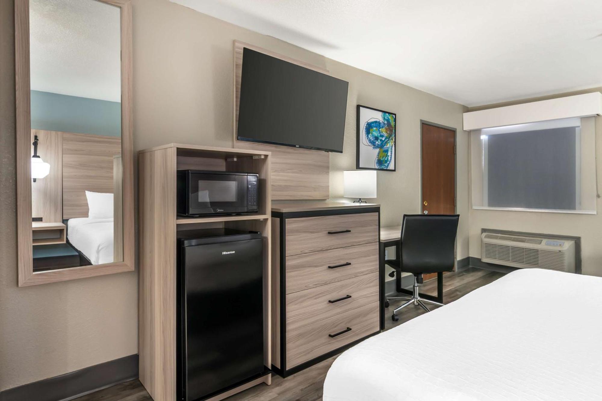 Best Western Wichita North Park City Bagian luar foto